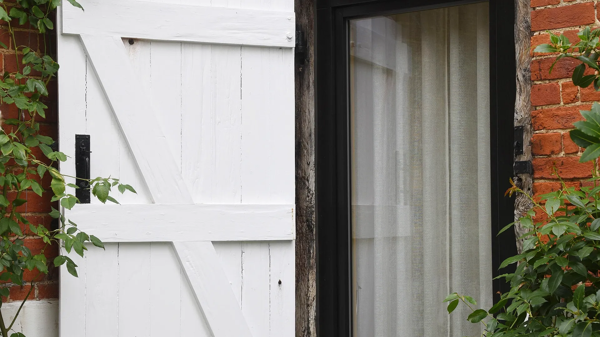 Single Door Black Exterior 2 - Single door in Black