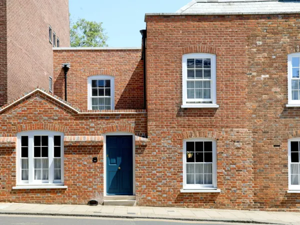 Sash Windows White Exterior 2 - Sash window in White