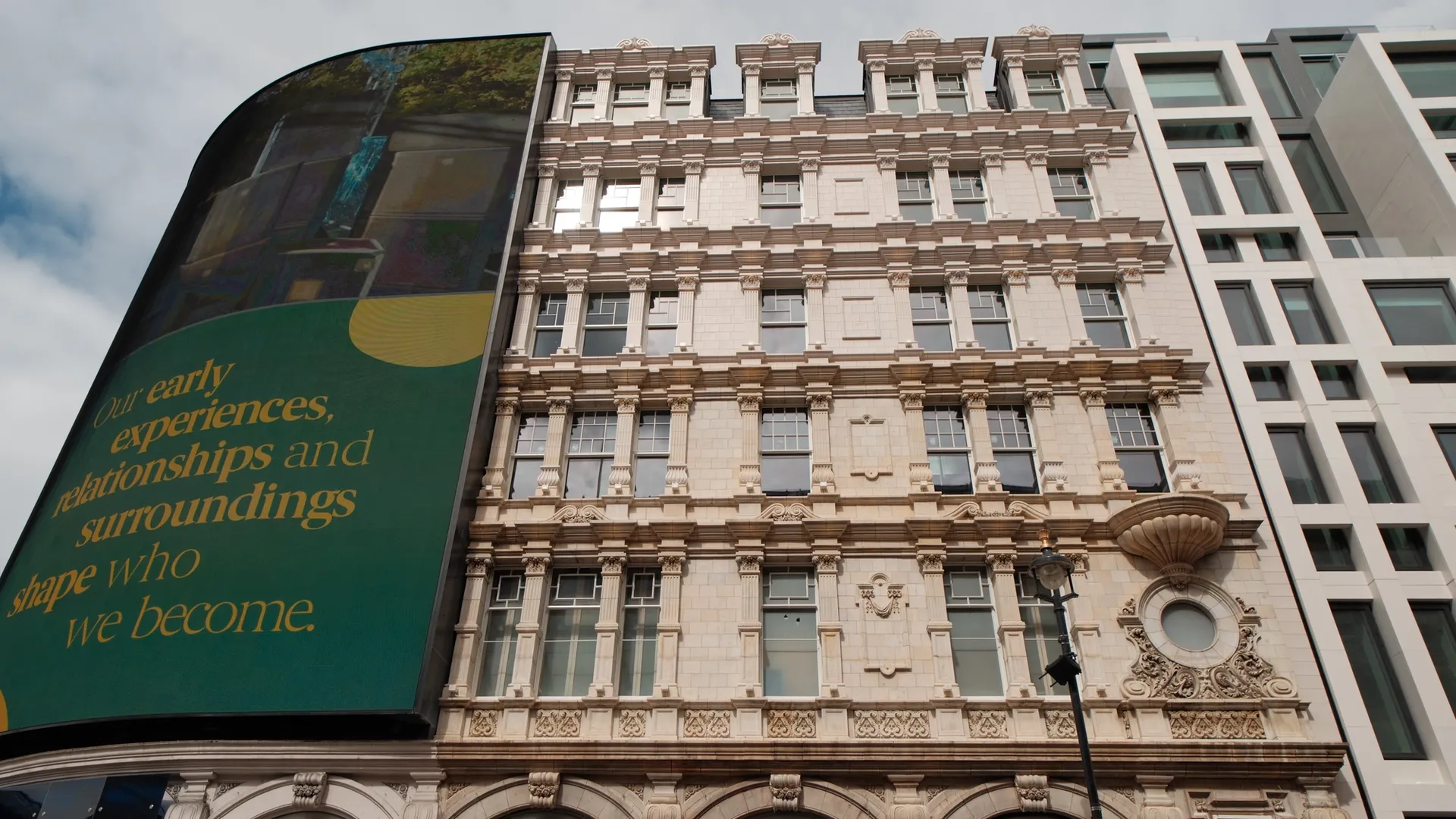 Casement Windows White Exterior 9 - Casement window in White