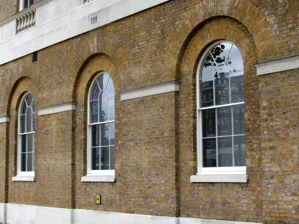 Sash Windows White Exterior 42 - Sash window in White