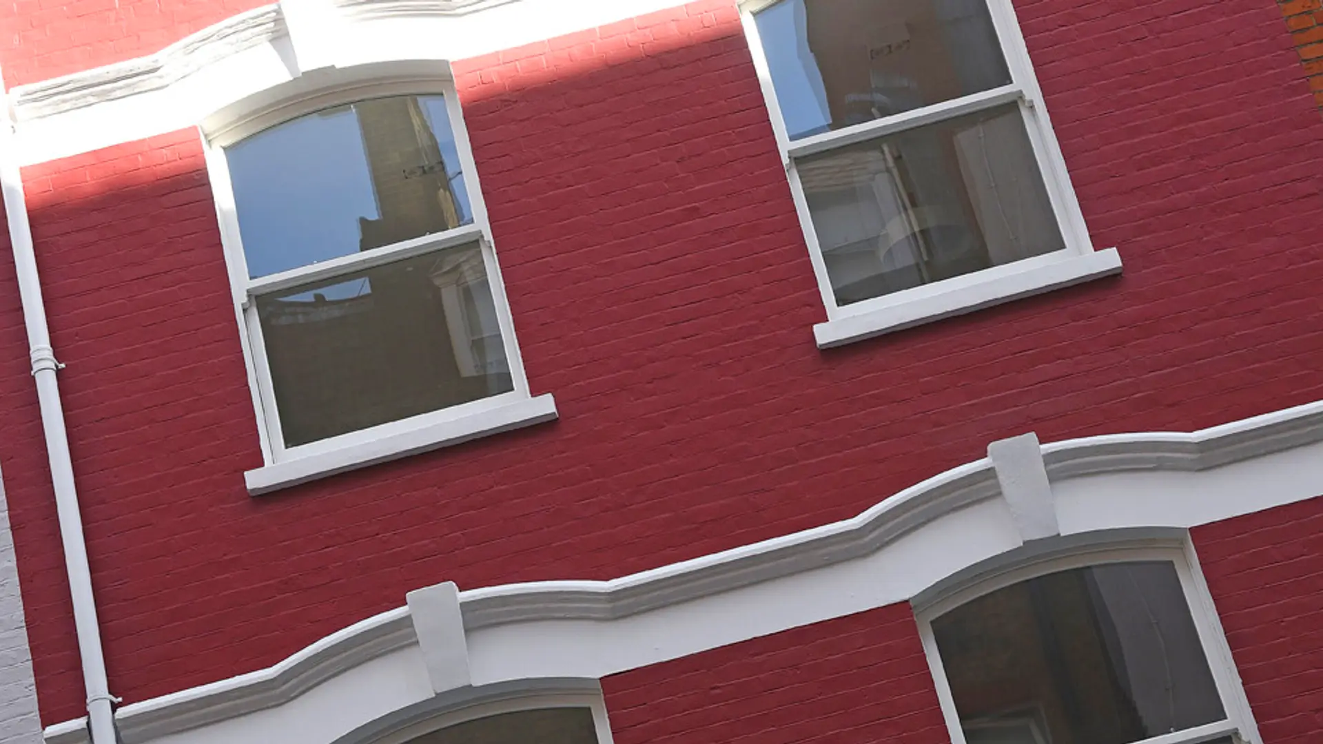 Sash Windows White Exterior 7 - Sash window in White