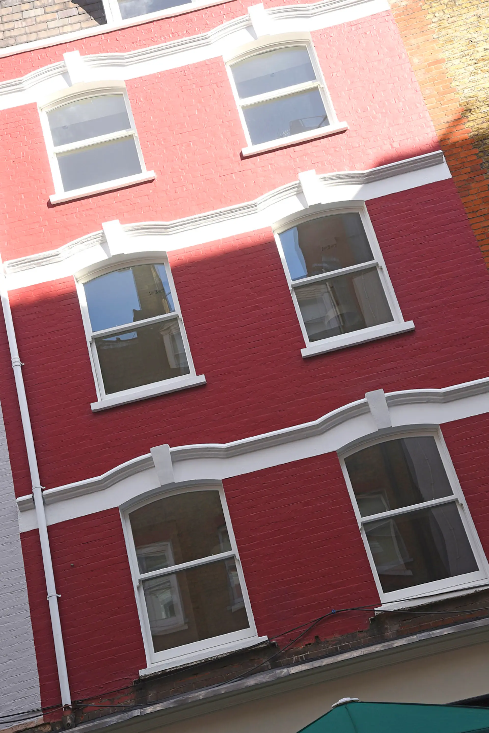 Sash Windows White Exterior 7 - Sash window in White