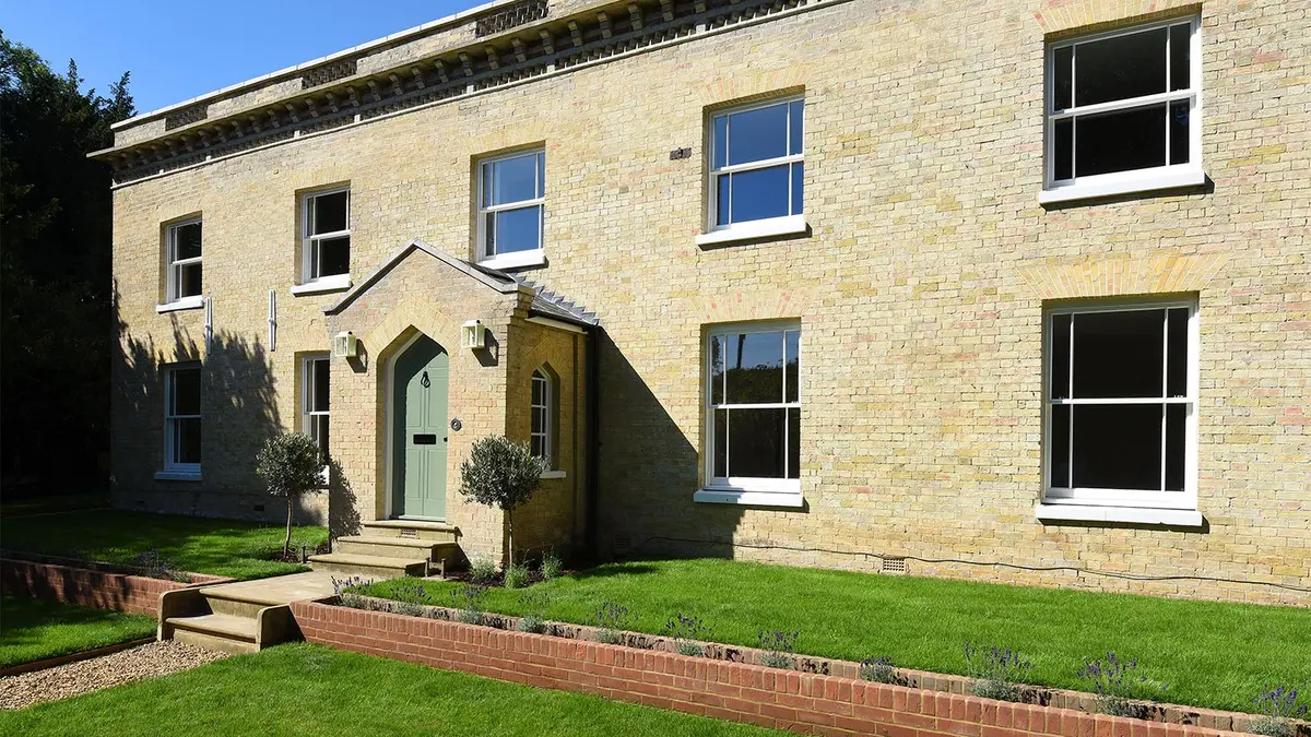 Sash Window Installation Complements Historic Home Refurbishment
