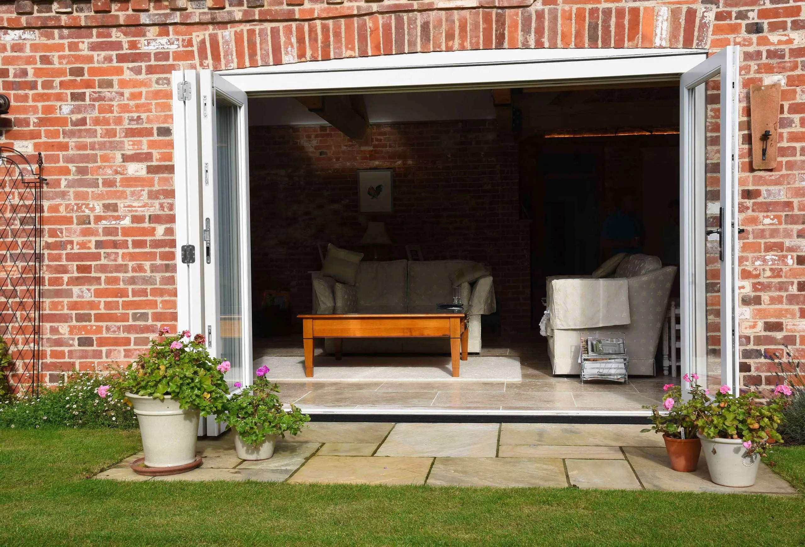 mumford-and-wood-timber-bifold-doors-from-the-conservation-range_20