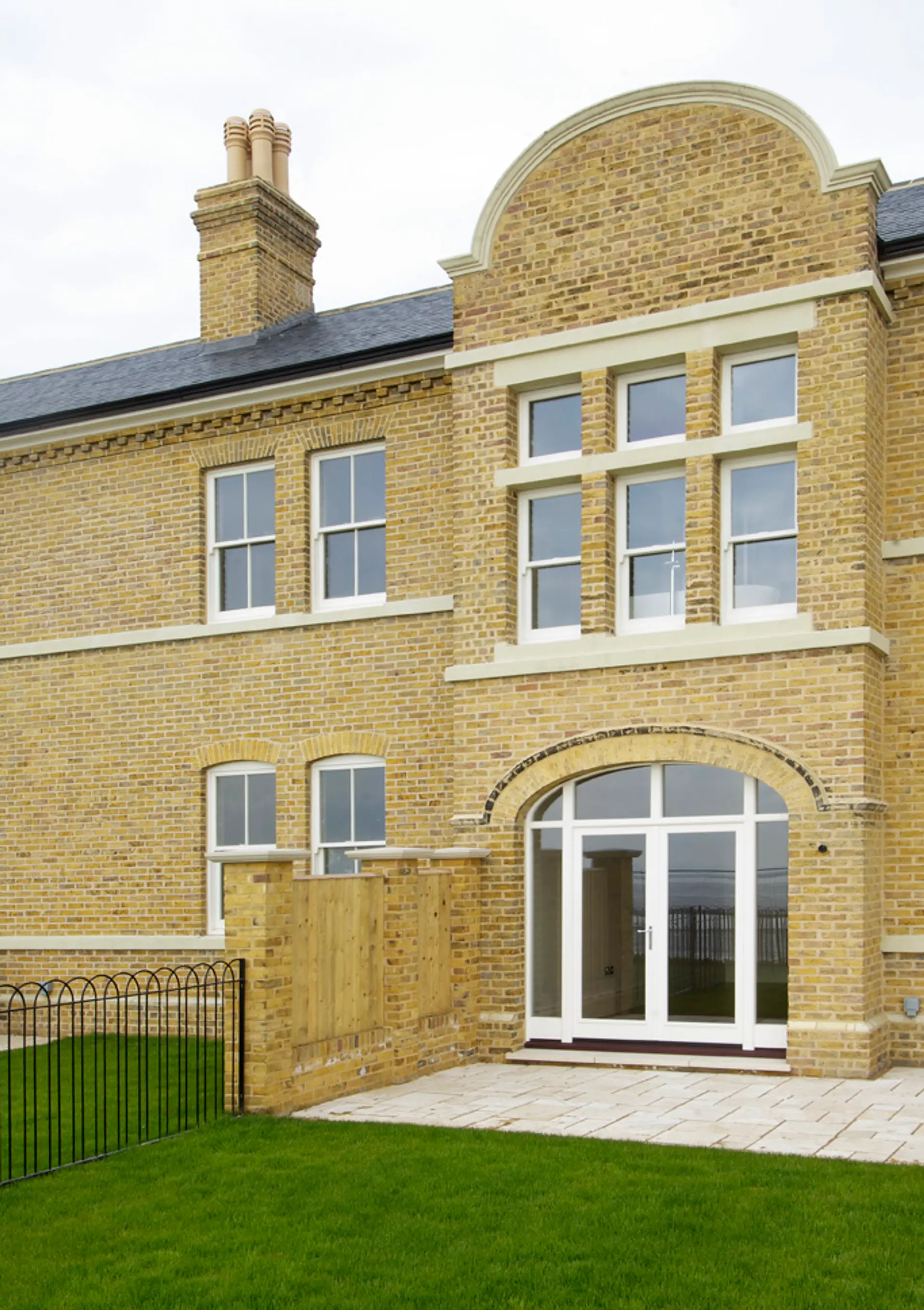 Doors White Commercial Exterior 3 - Entrance Door in White