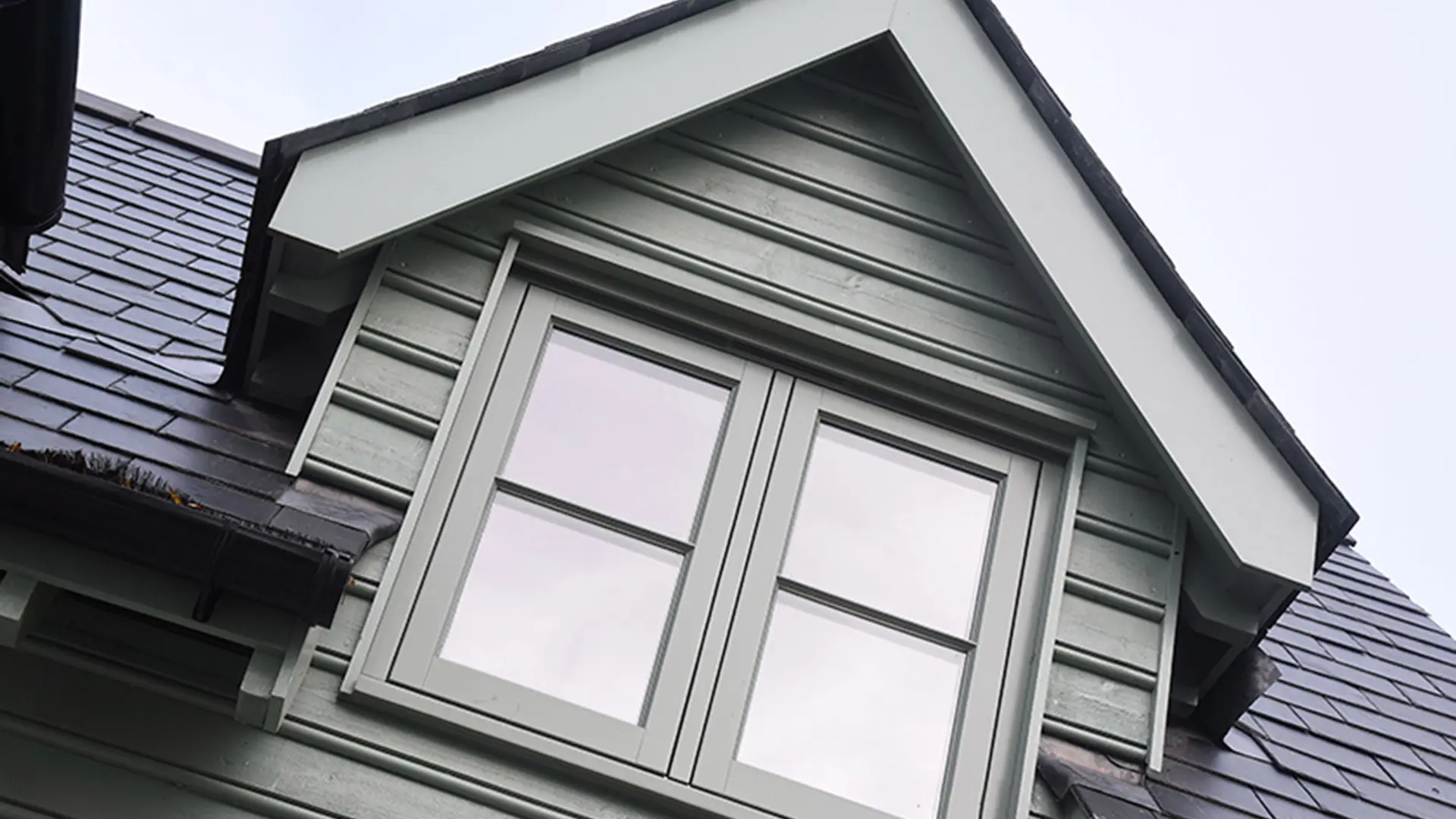 Exploring Dark Paint Colours on Timber Frames