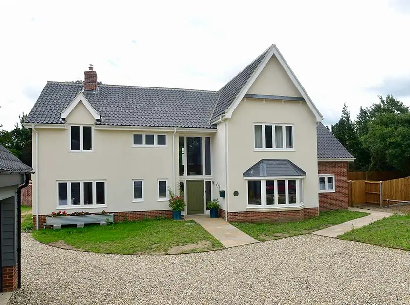 Rural Suffolk Homes Reflect Traditional Craftsmanship