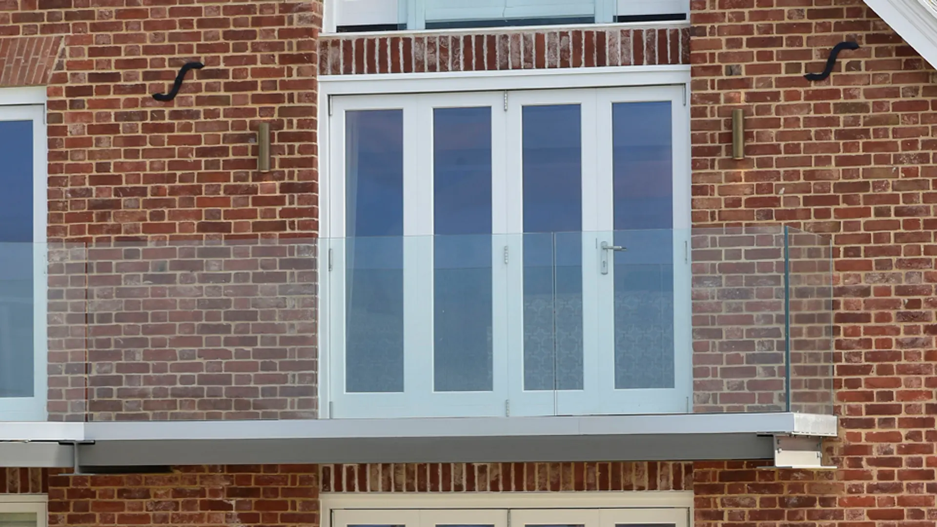 Bifold Door White Exterior 4 - Bi-fold door in White