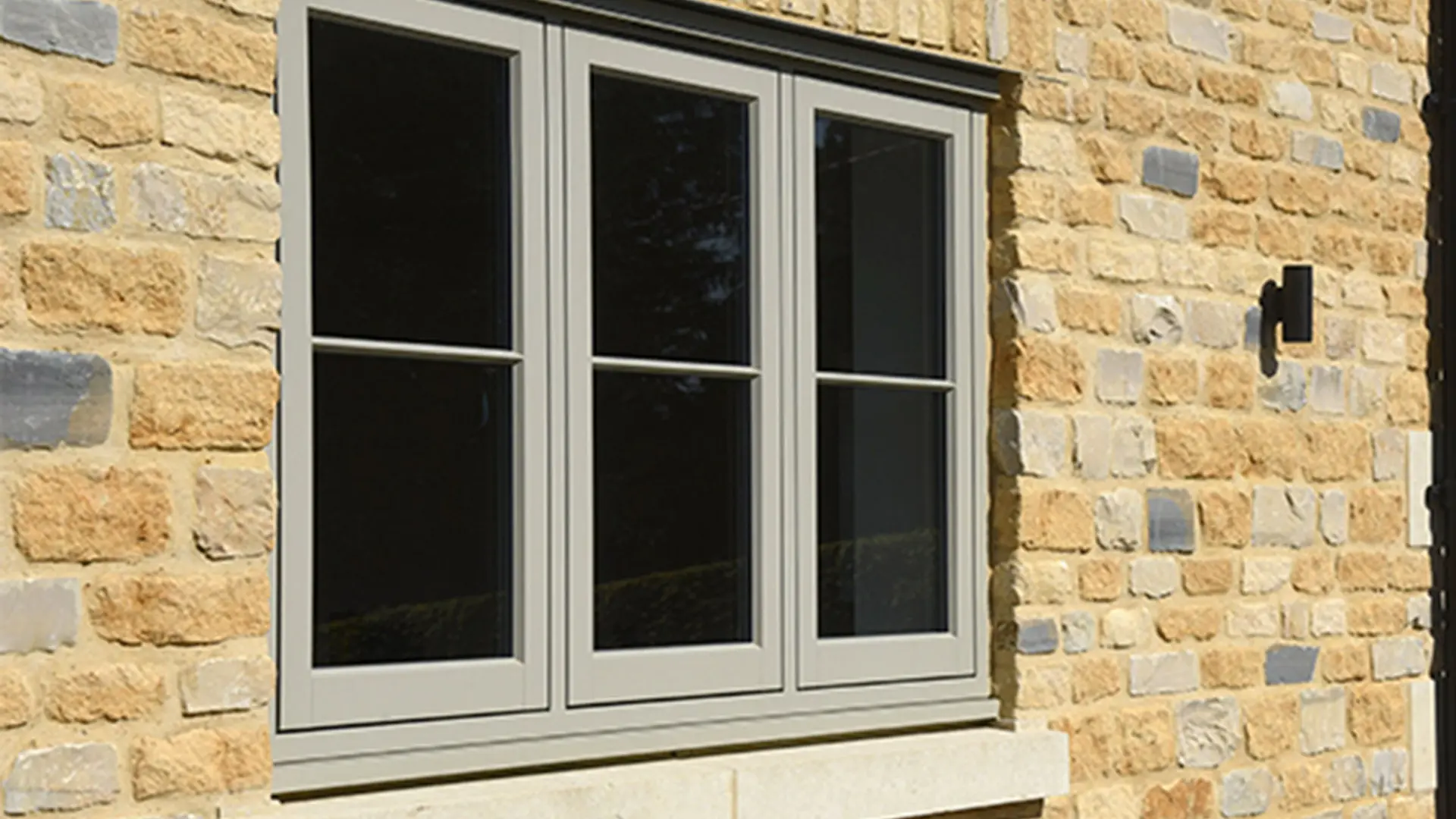 How to Measure for Windows: A Mumford & Wood Guide