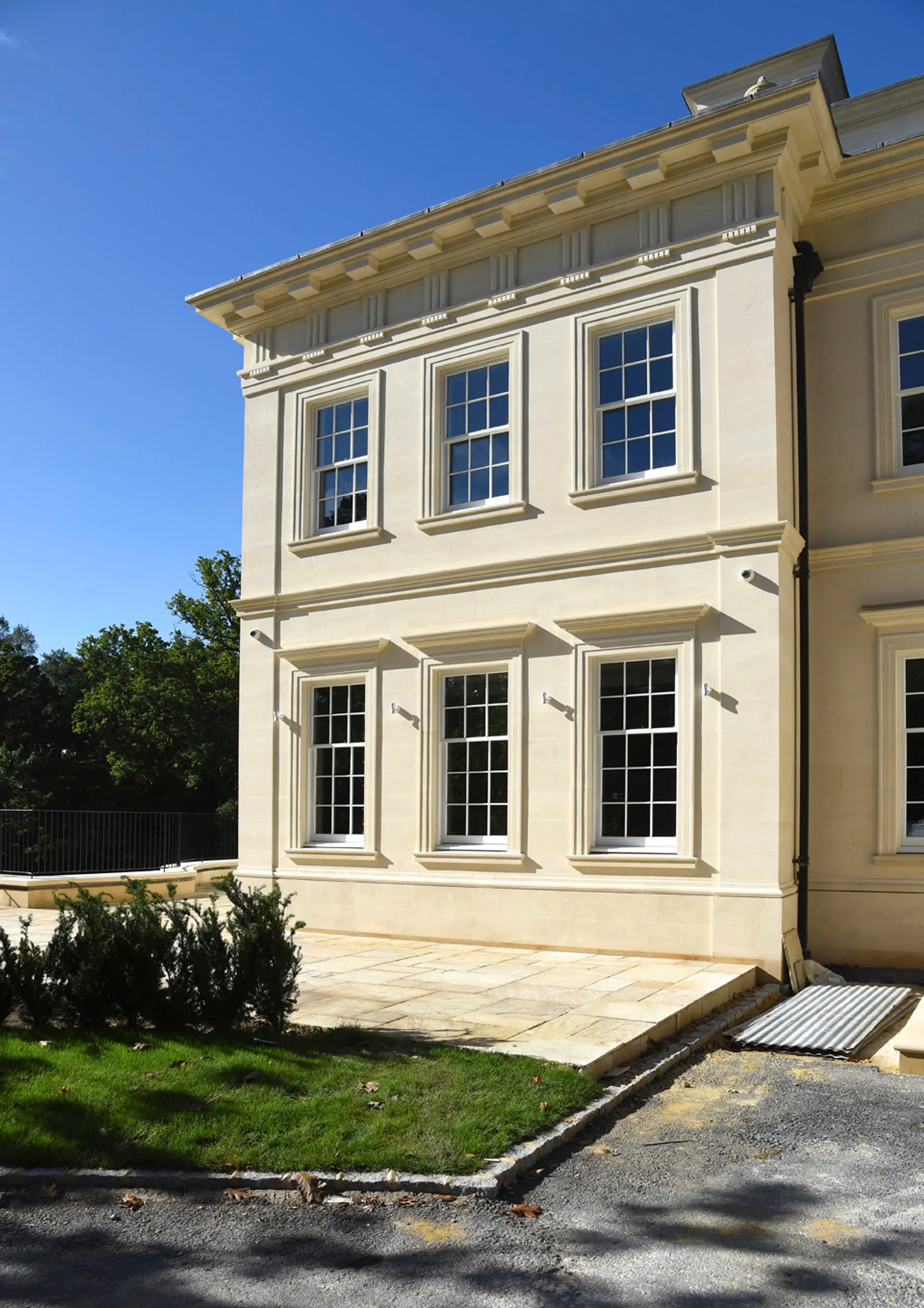 Sash Windows White Exterior 70 - Sash window in White