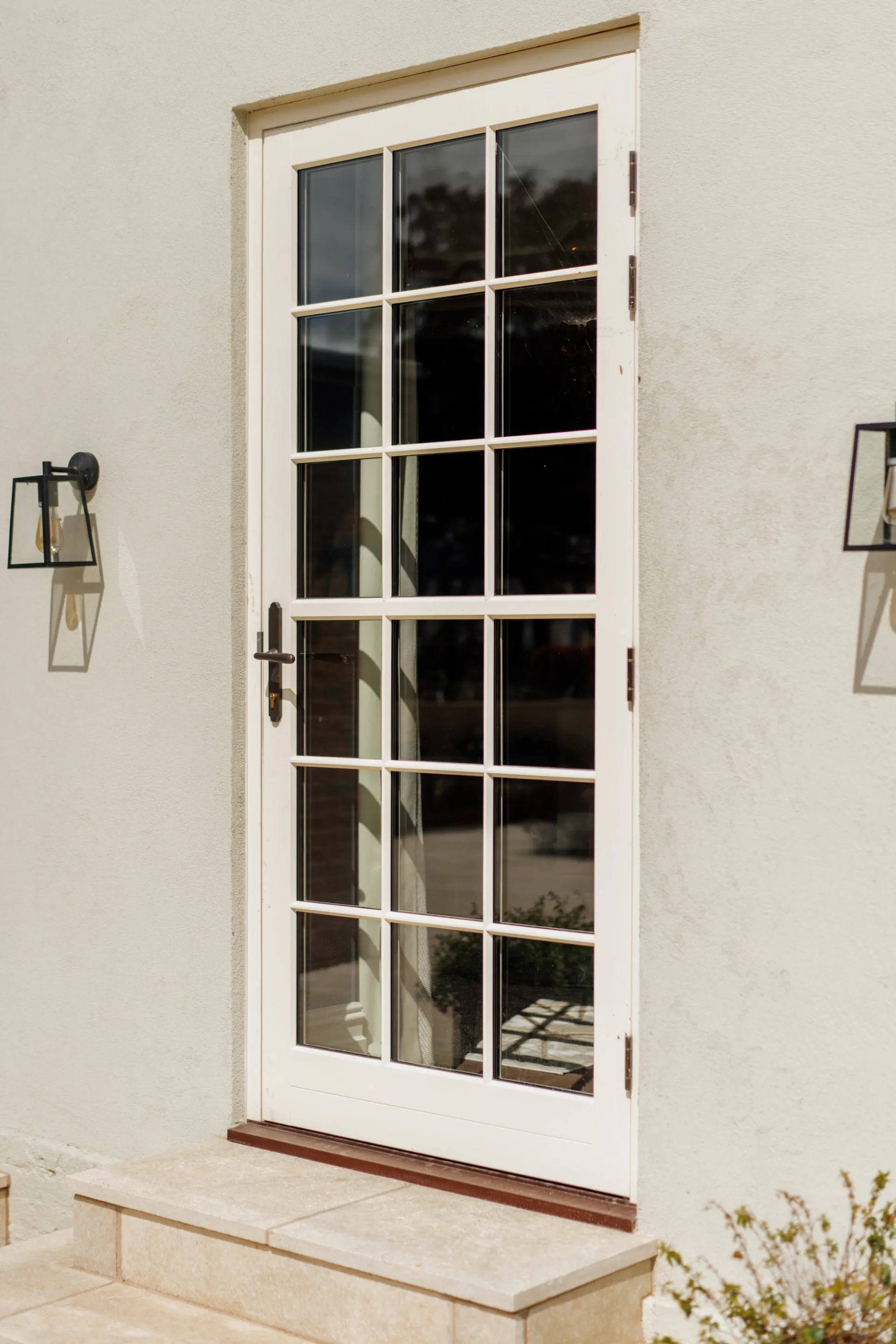 Single Door White Exterior 6 - Single door in White