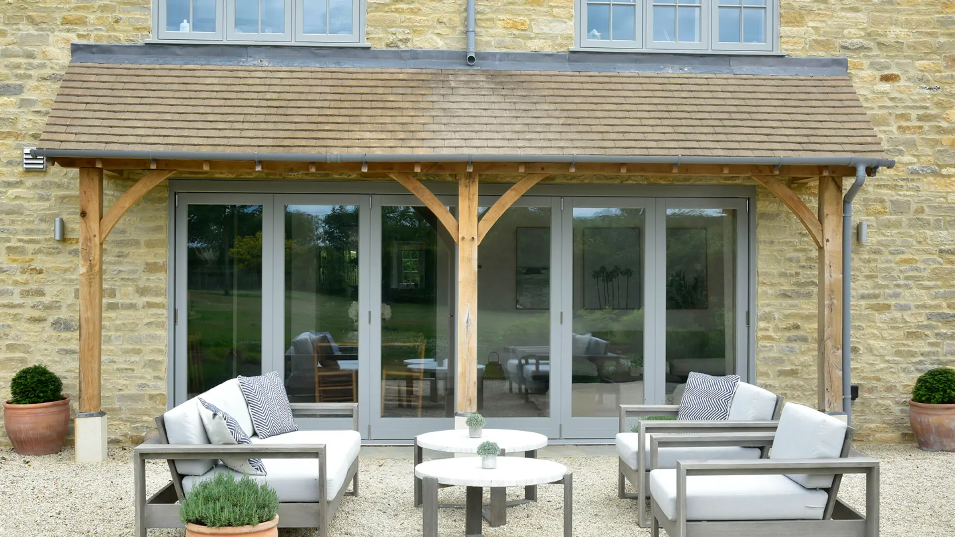 Bifold Door Grey Exterior - Bi-fold door in Grey