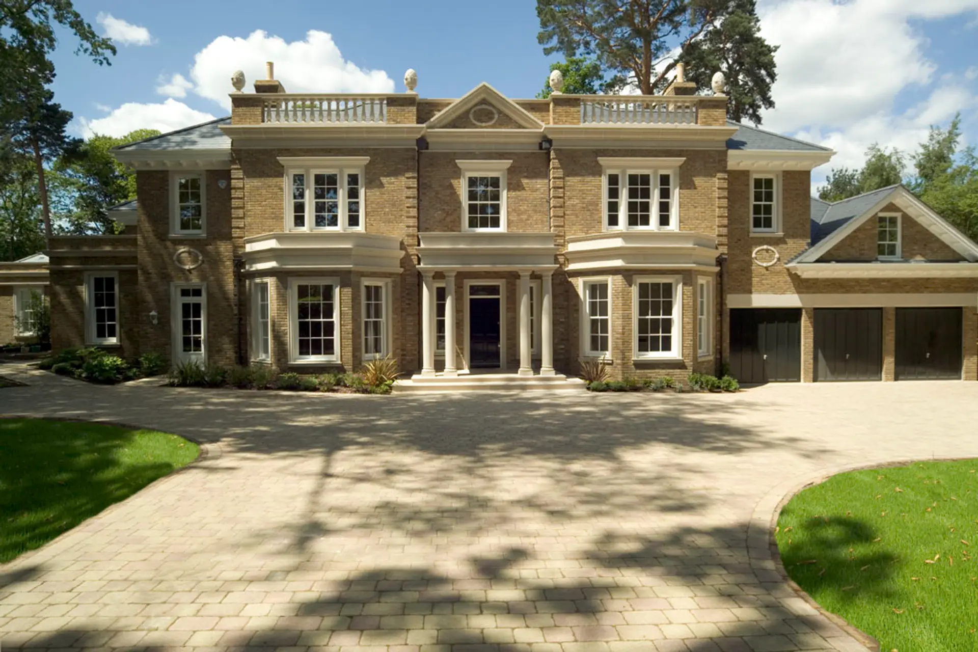Sash Windows White Exterior 76 - Sash window in White
