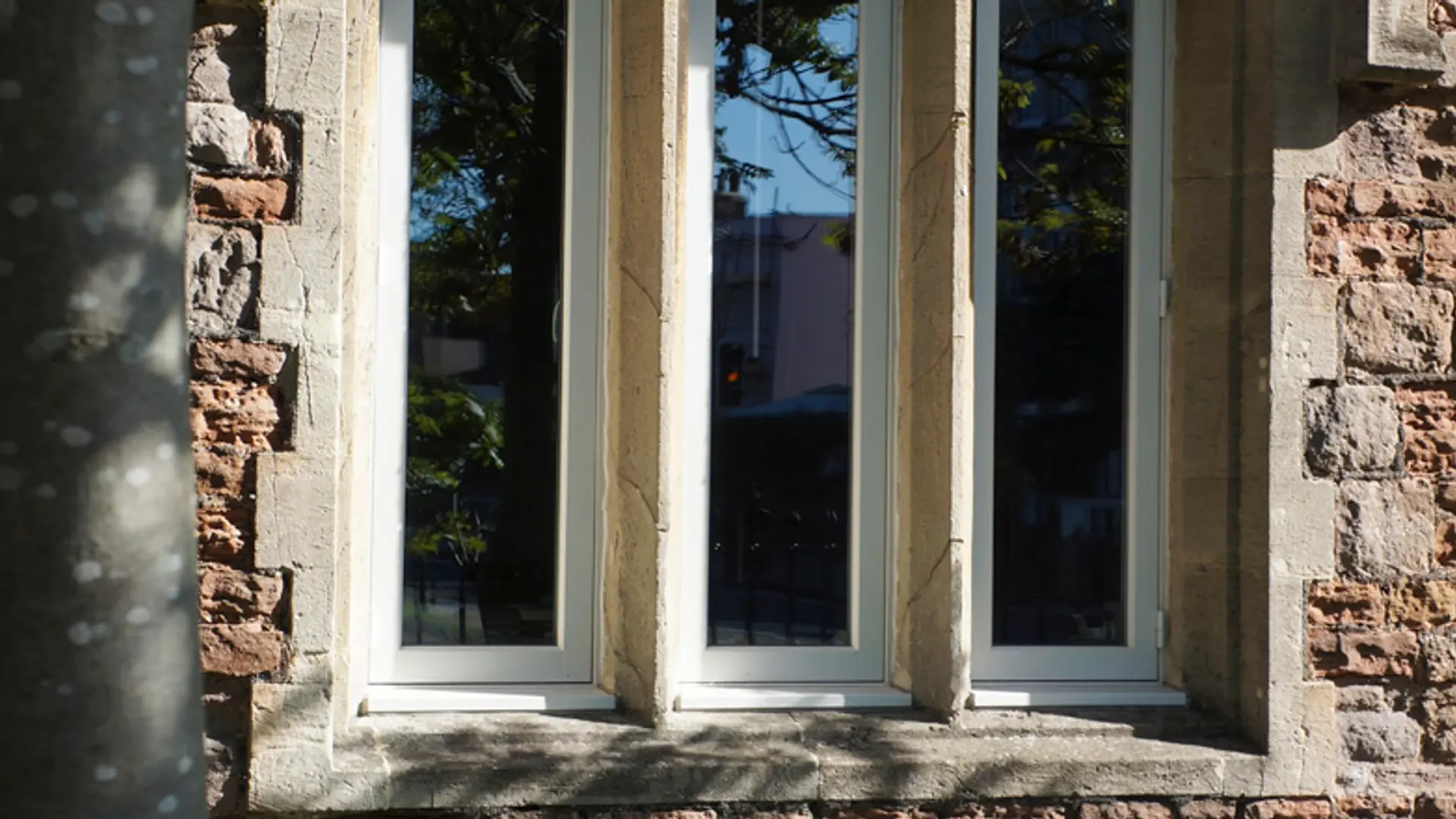 Casement Windows White Exterior 25 - Casement window in White