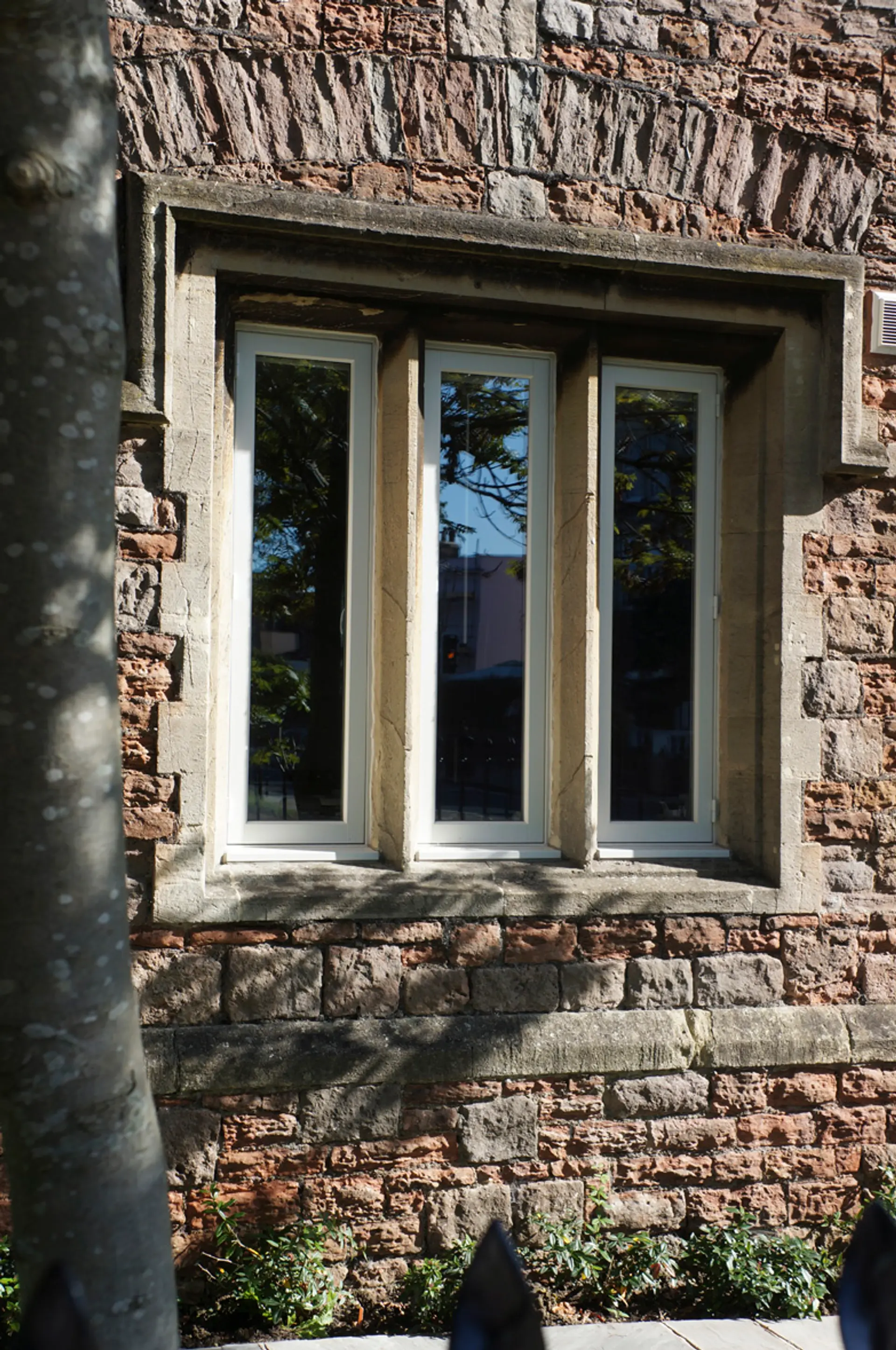 Casement Windows White Exterior 25 - Casement window in White