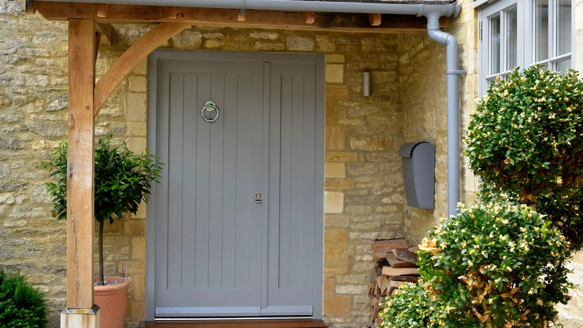 Entrance Door Grey Exterior 7 - Entrance Door in Grey