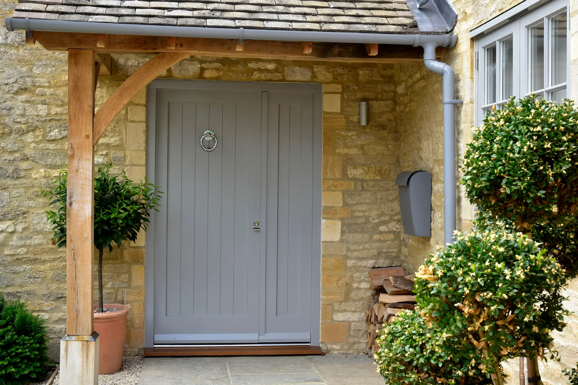 Entrance Door Grey Exterior 7 - Entrance Door in Grey