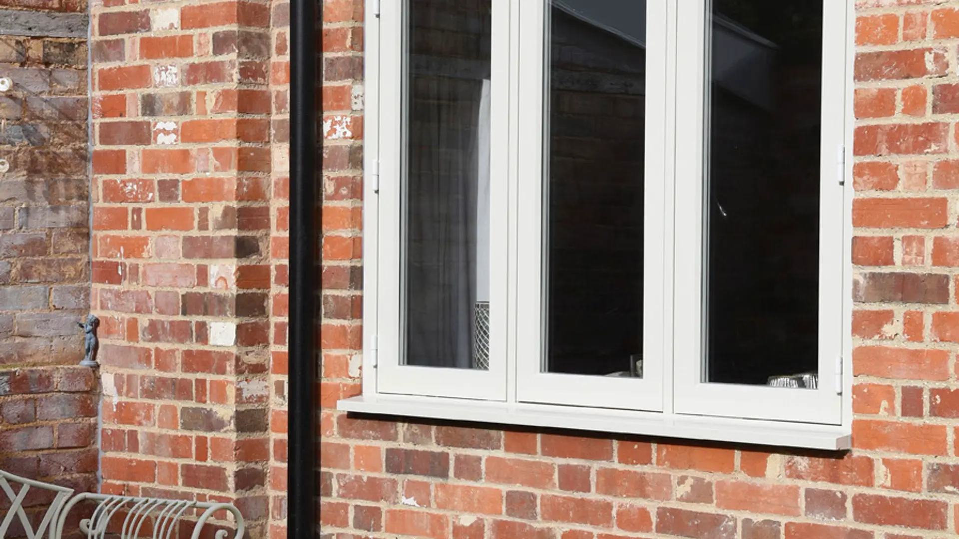 Casement Windows White Exterior 24 - Casement window in White