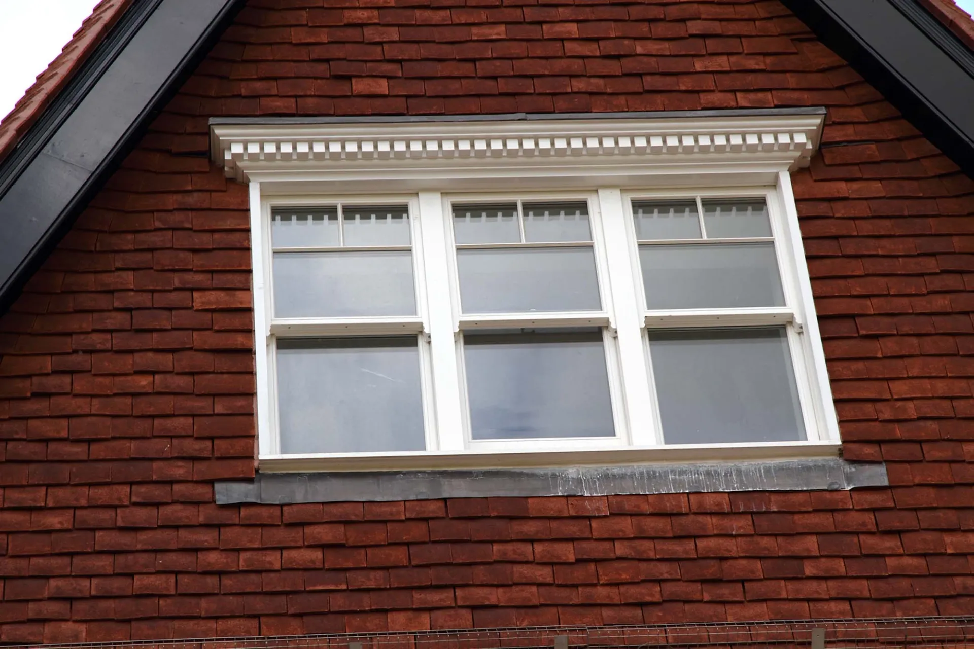 Sash Windows White Exterior 35 - Sash window in White