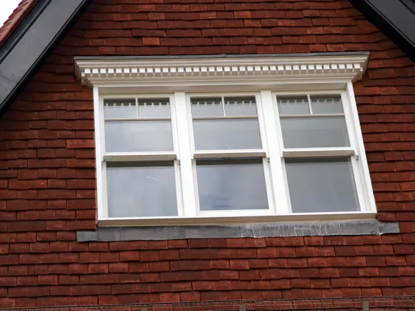 Sash Windows White Exterior 35 - Sash window in White
