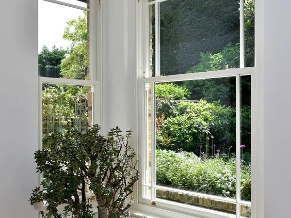 Sash Windows White Interior 4 - Sash window in White