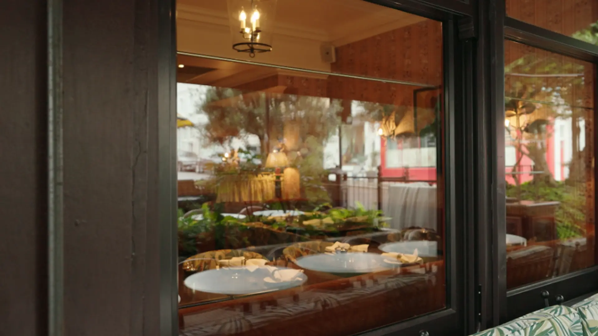 How Long Should Double-Glazed Windows Perform?