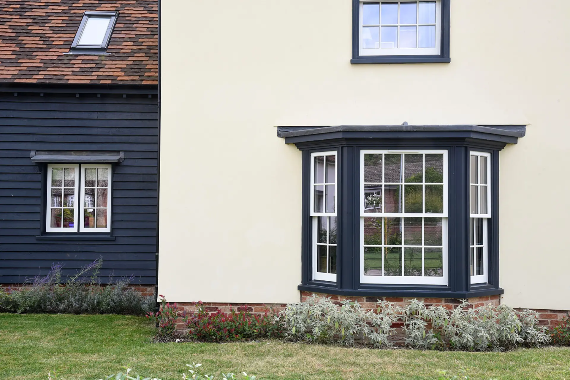 Sash Windows Black Exterior 4 - Sash window in Black