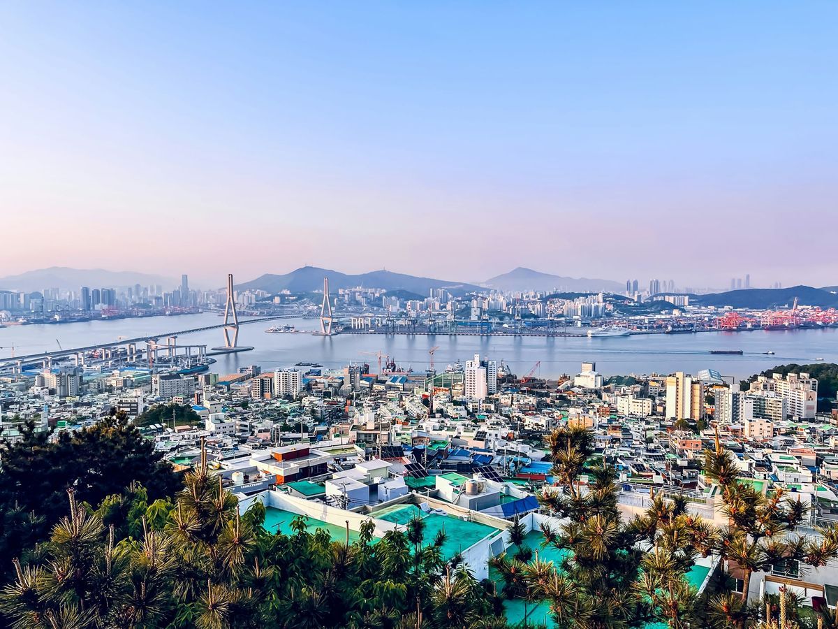 부산은 다음 세대에게 무엇을 넘기는가