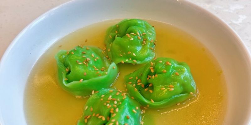 菠菜豬肉粟米餃子