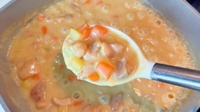一煲到底白汁雞皇飯
