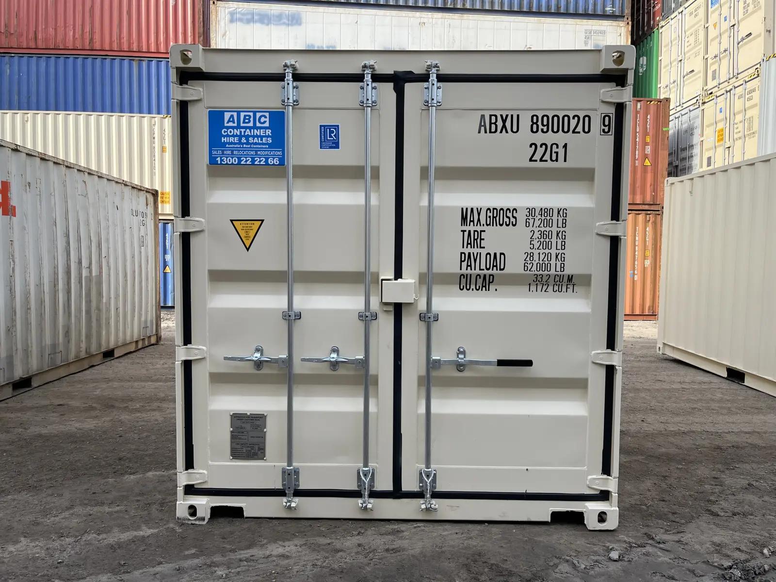 20ft Shipping Container w' Steel Floor
