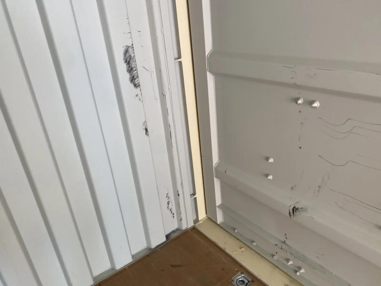 20ft Shipping Container w' Full Side Opening