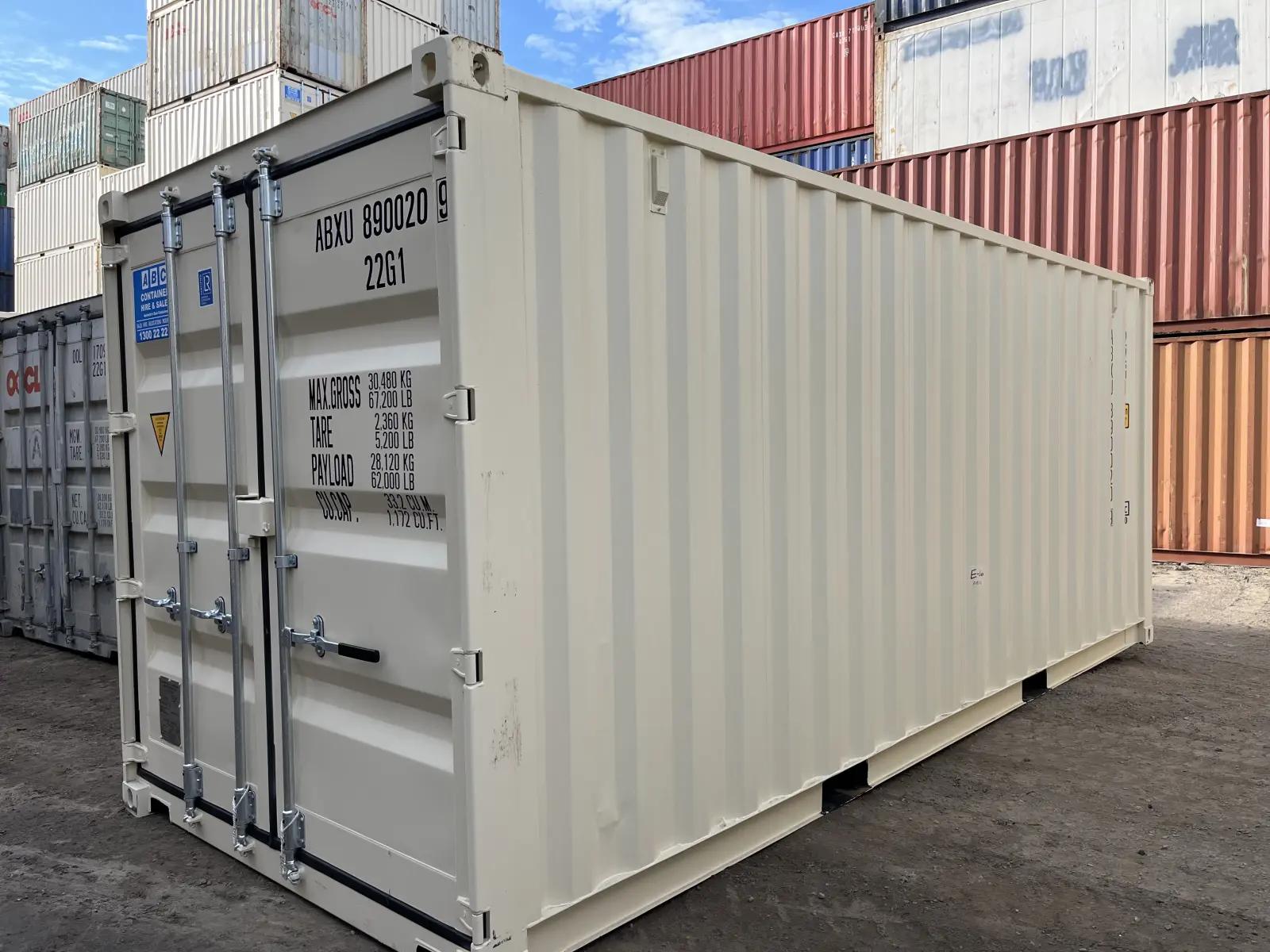 20ft Shipping Container w' Steel Floor