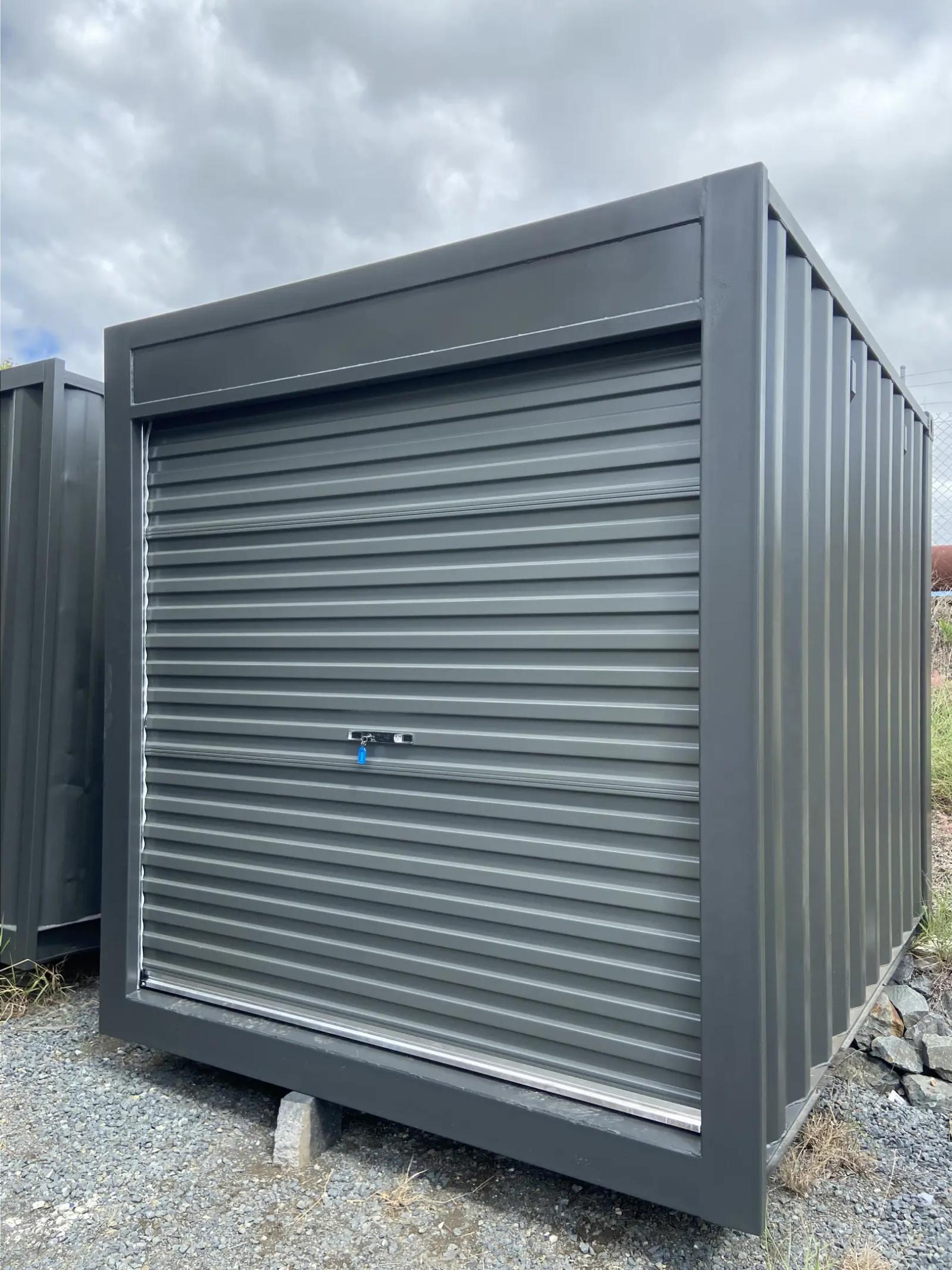10ft Shipping Container w' Roller Door End