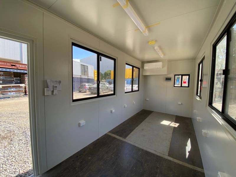 The 40ft half site office, half storage container