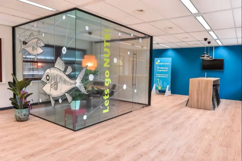 Glazen wand met bedrukt glas — Partell