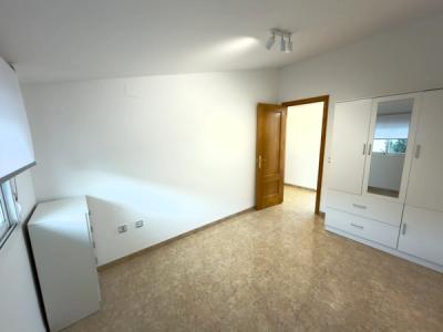 Imagen 18 de Adosado en alquiler en Càlig  – 850€/mes (larga duracion) 