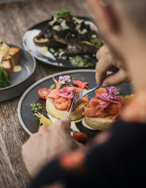 Caulfield is the ideal location for those looking to balance city and suburban life.