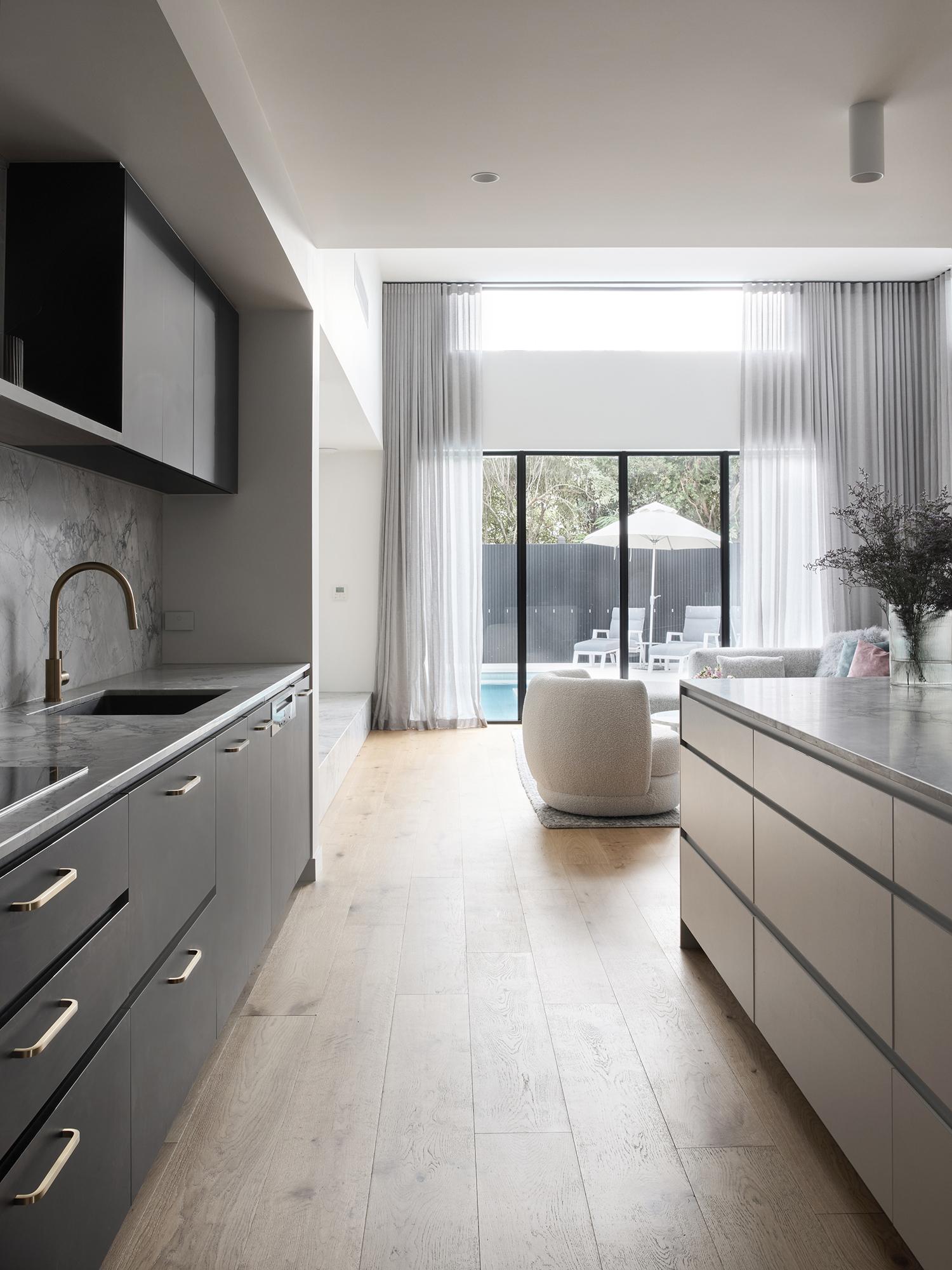 Thomas Archer Designed and Built Kitchen in the Caulfield South Residence