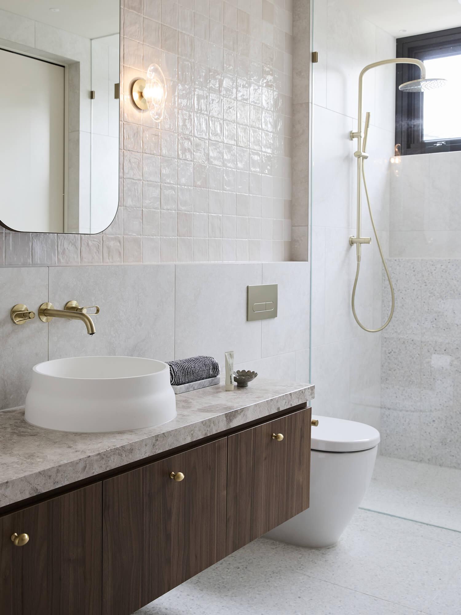 Thomas Archer architecturally, custom designed bathroom 