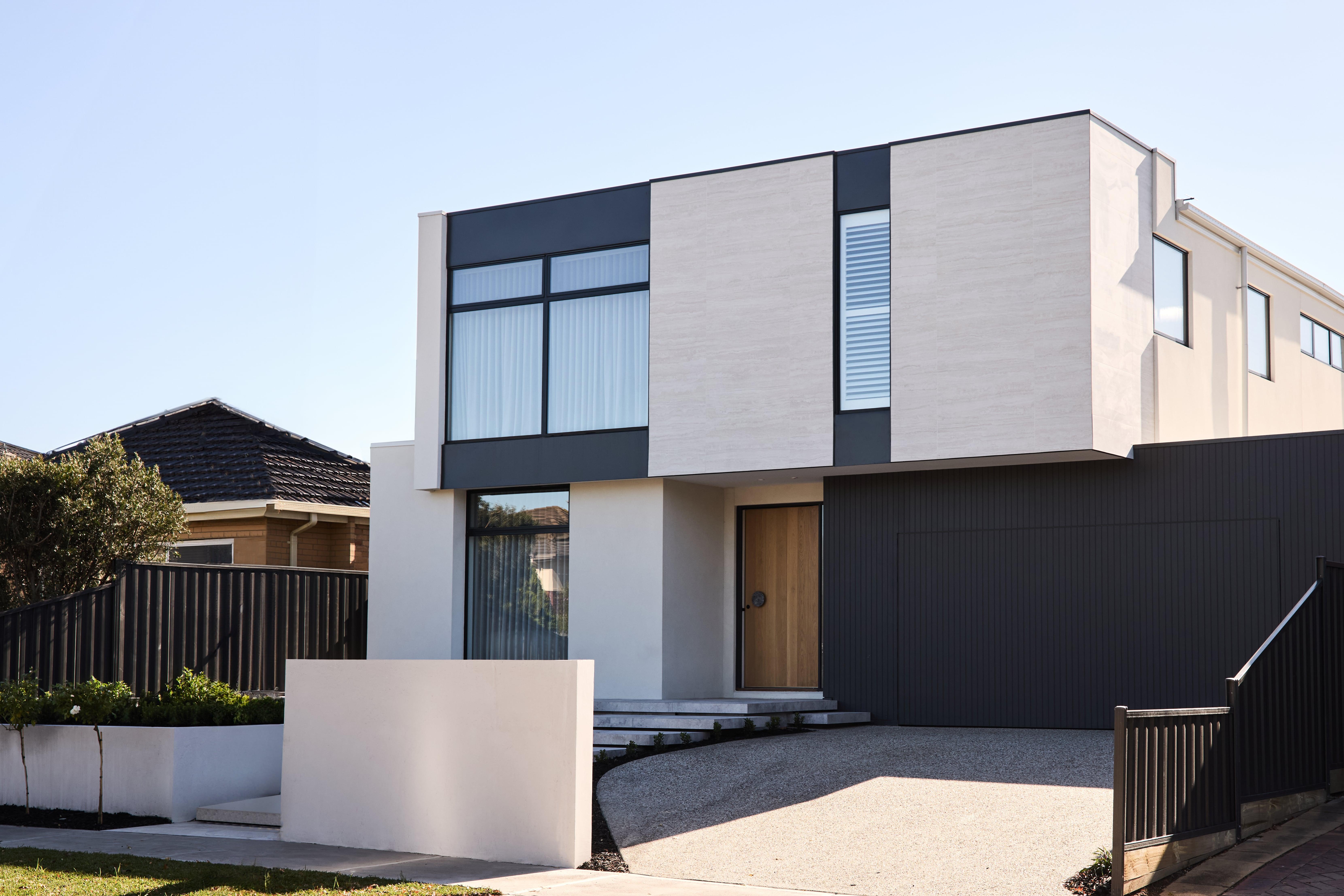 Thomas Archer Architecturally Designed and Built Residence in Strathmore