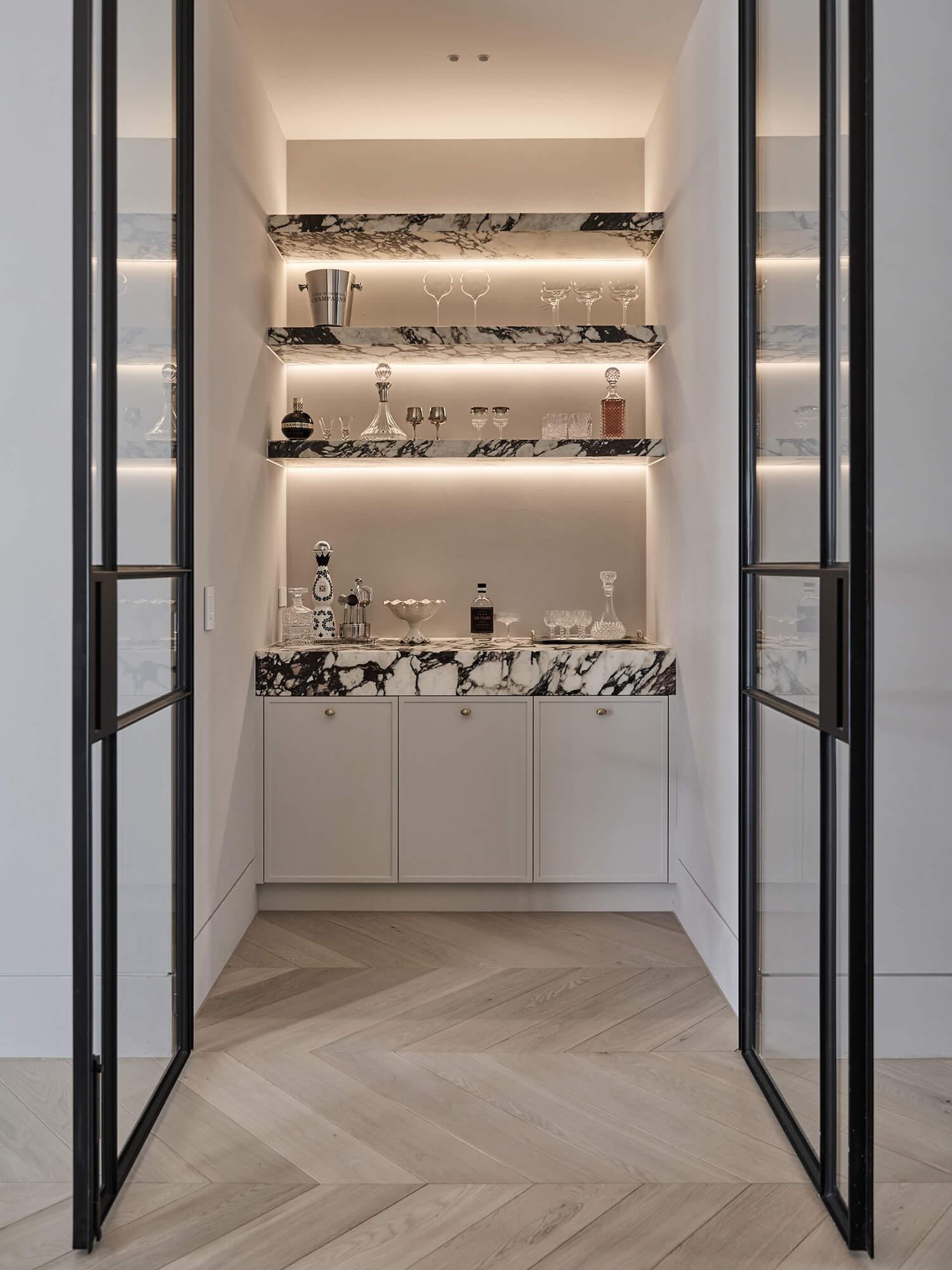 A custom-designed bar with integrated joinery, crafted for a Bayside home by Thomas Archer.