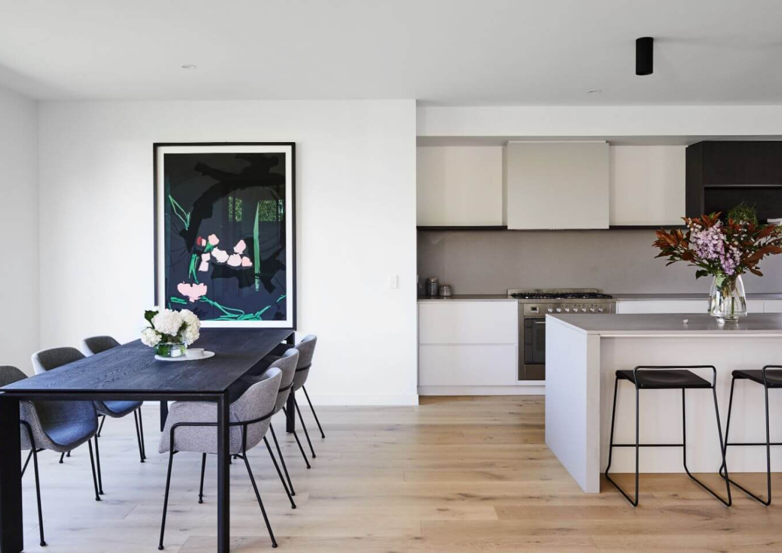 Contemporary Styling In Kitchen And Dining
