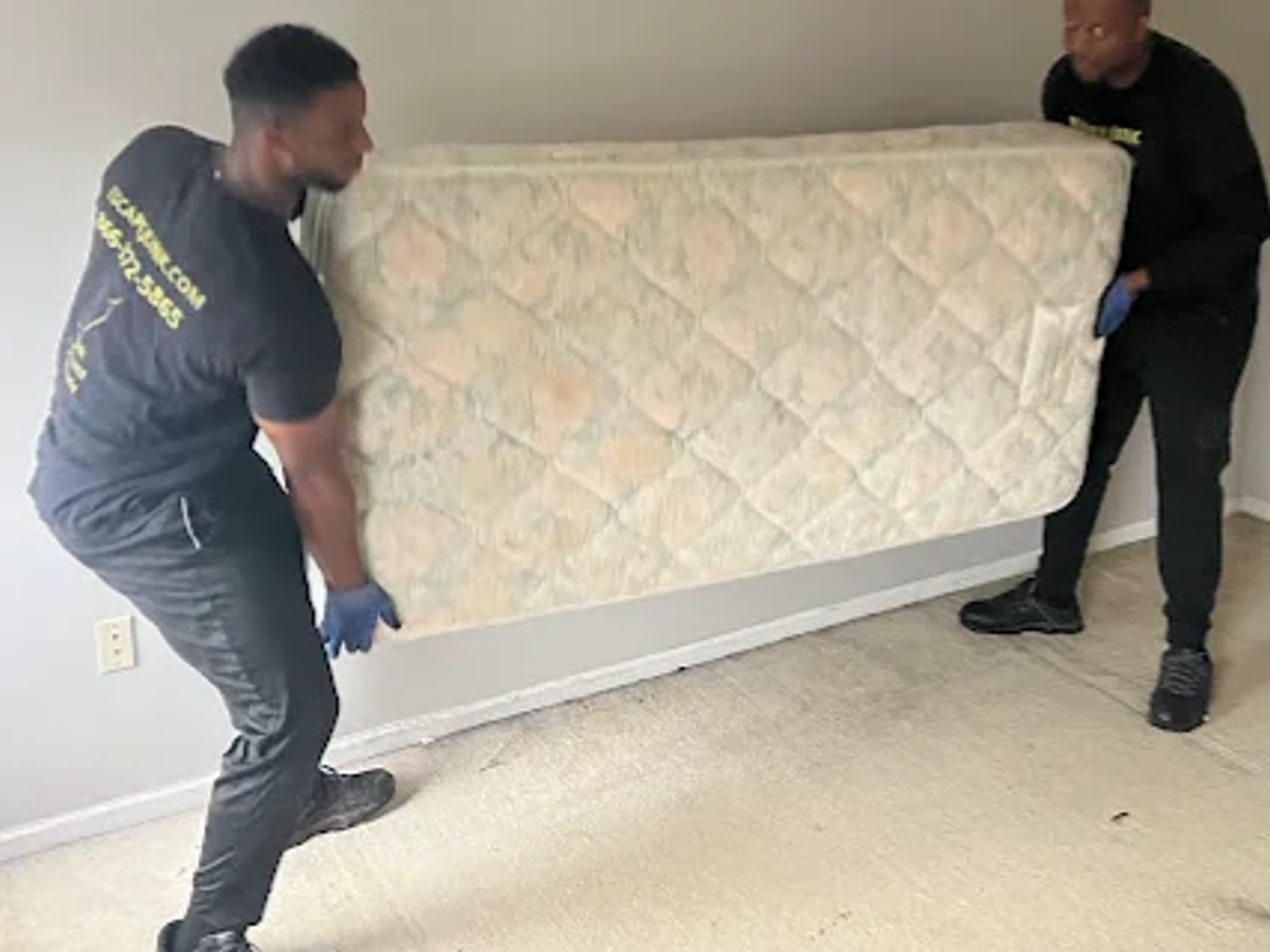 Escape Junk and Moving LLC - 17