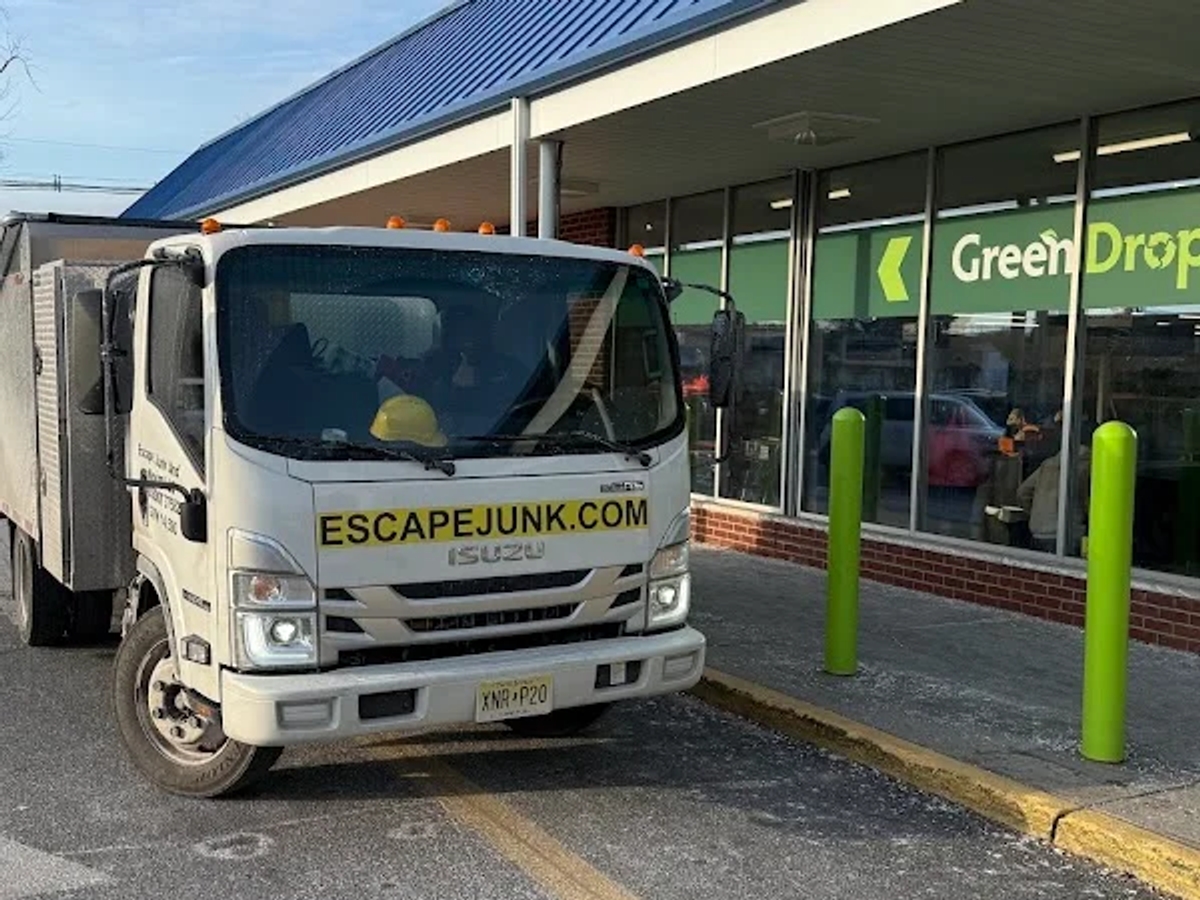 Escape Junk and Moving LLC - 11