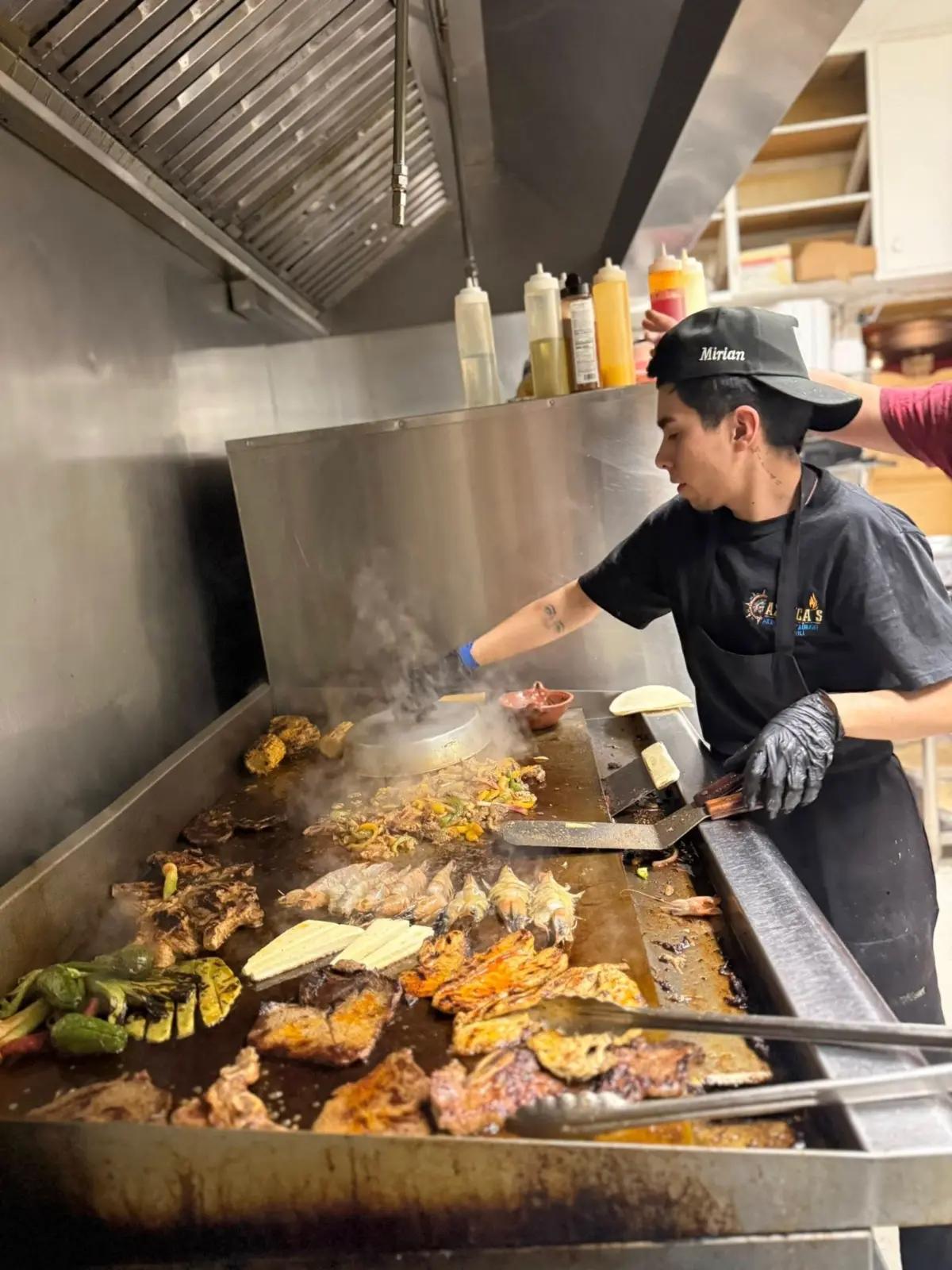 Aztecas Mexican Restaurant Bar & Grill