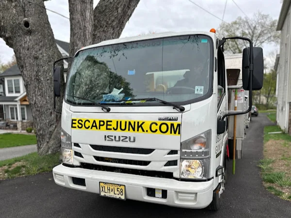 Escape Junk and Moving LLC - 12
