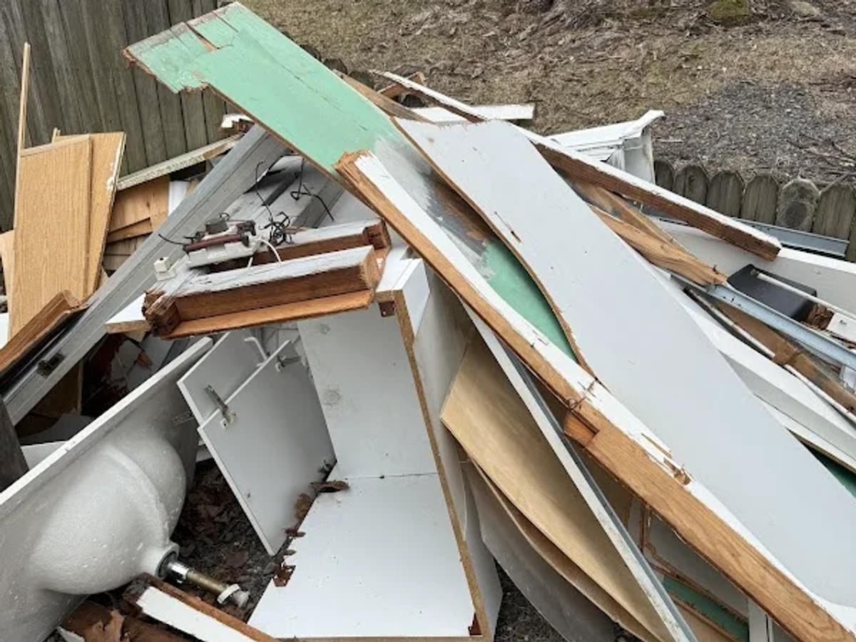 Escape Junk and Moving LLC - 20