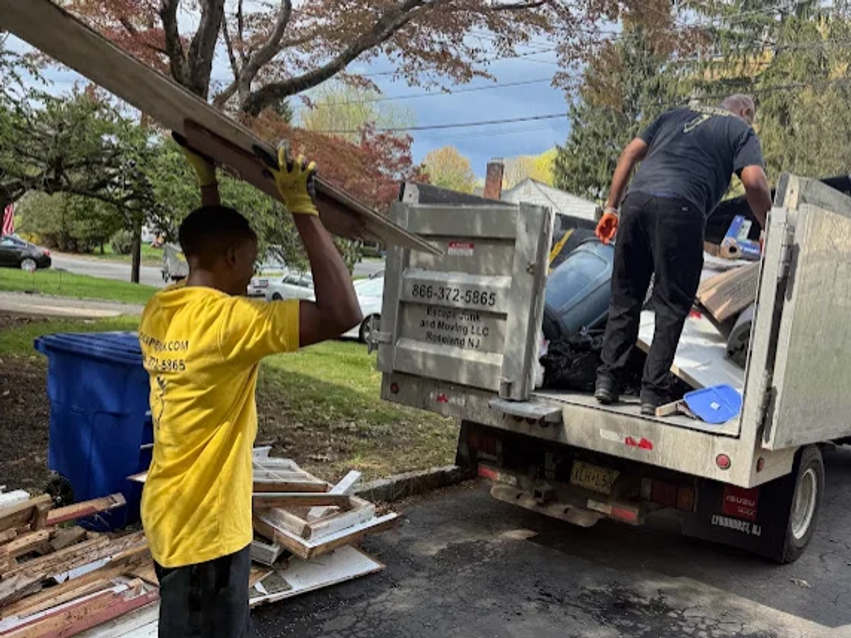 Escape Junk and Moving LLC - 2