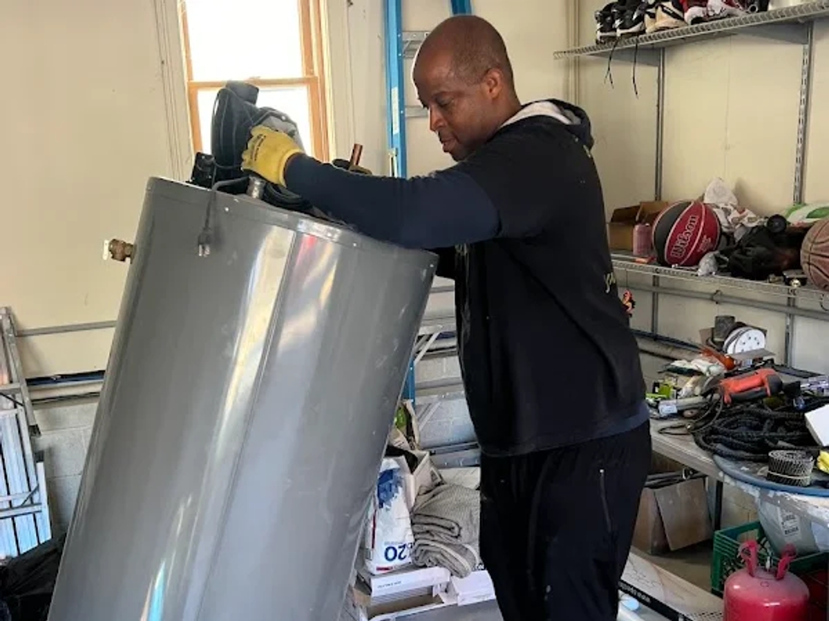 Escape Junk and Moving LLC - 10